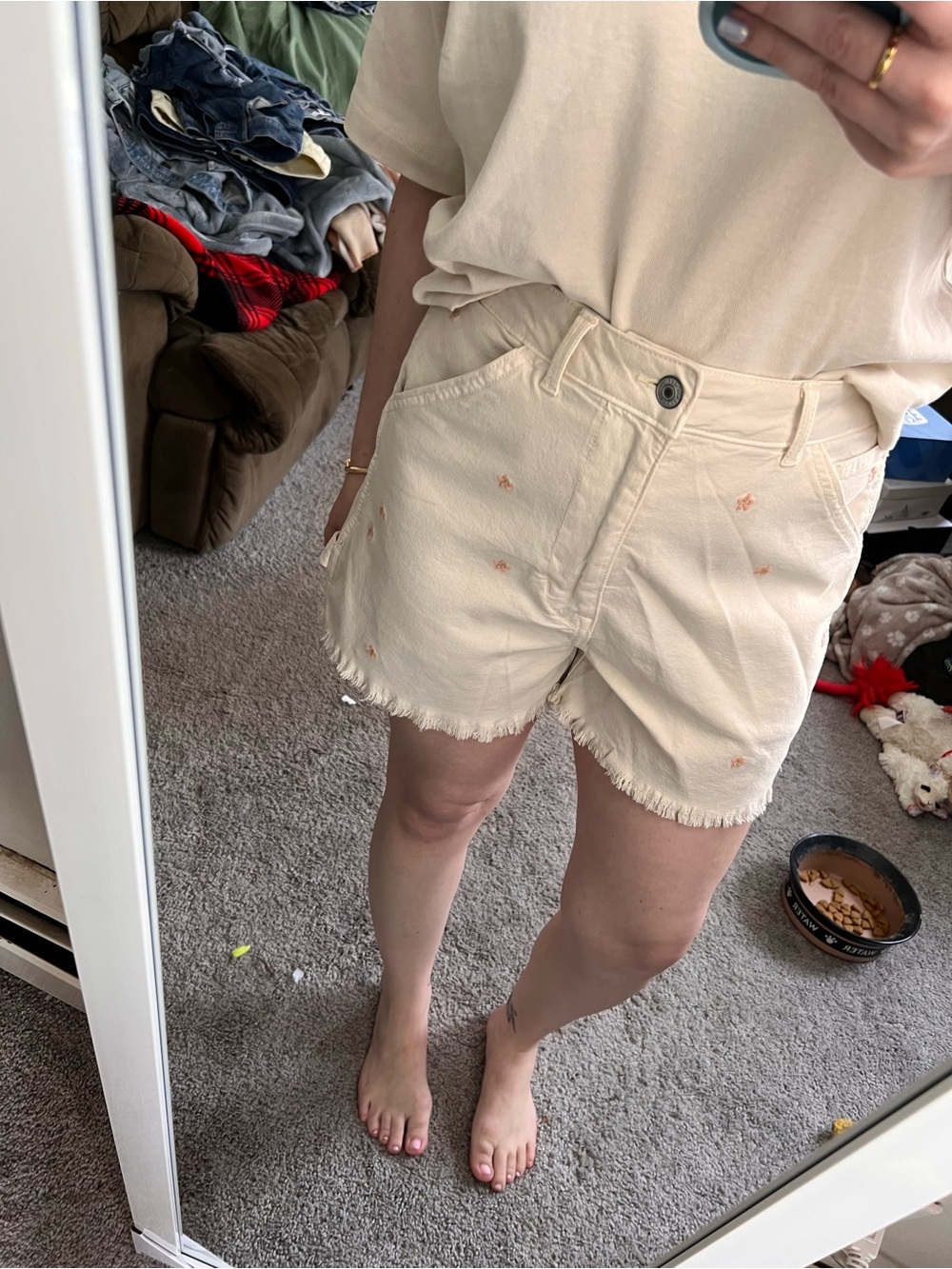 American Eagle Cream Frayed Hem High-Rise Shorts with Floral Embroidery